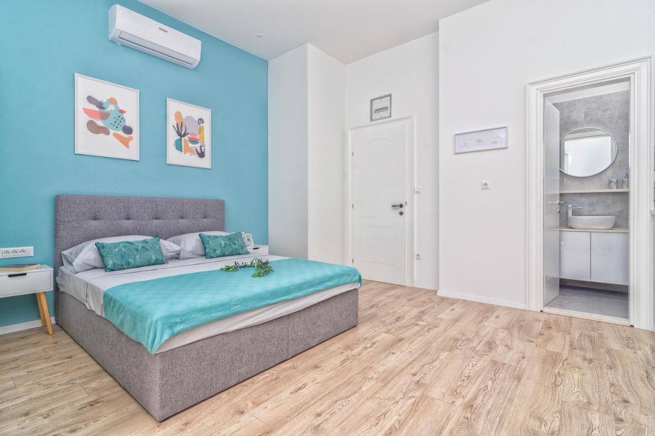 Little World Apartament *